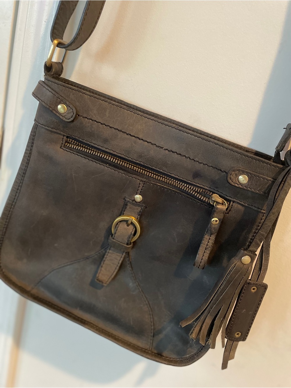 DIBa True Distressed Leather Crossbody Messenger Bag Gray Western Vibe Rugged